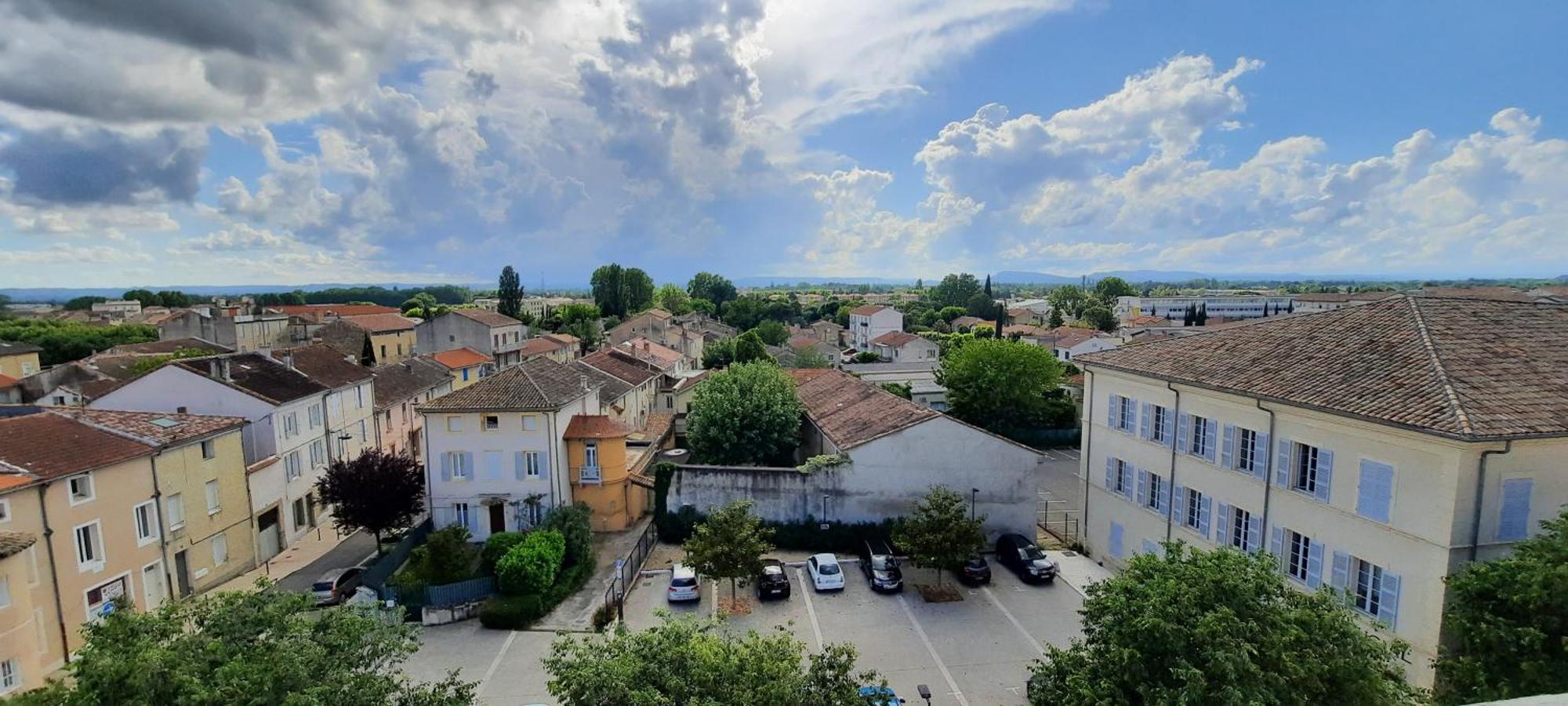 Kyriad Centre - & Restaurant & Bar - La Galerie D'art Des Princes - Provence Alpes Cote D'azur - France - Proche A7-a9 - Exit21- Chateauneuf-du-pape Avignon Bollene Nimes 3*